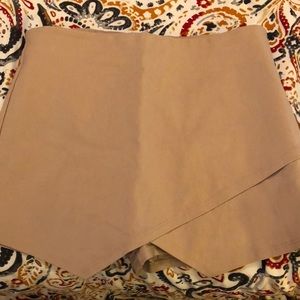 Worn once, tan, skort